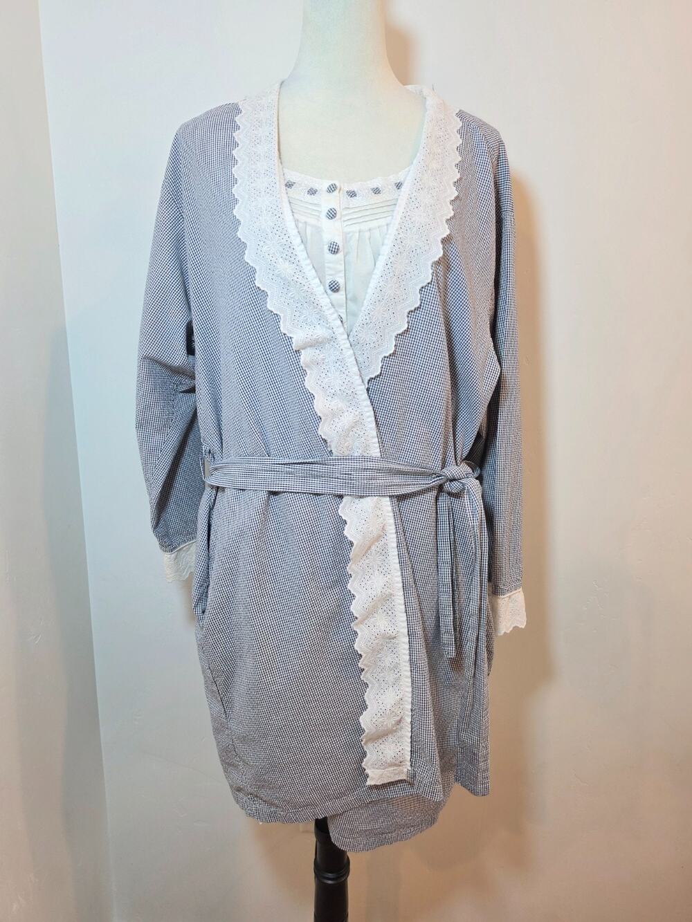 Eileen West Nightgown Robe Set Seersucker Gingham L / M Eyelet Cottagecore